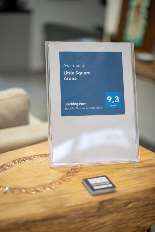 Little Square Arona 호텔 외부 사진